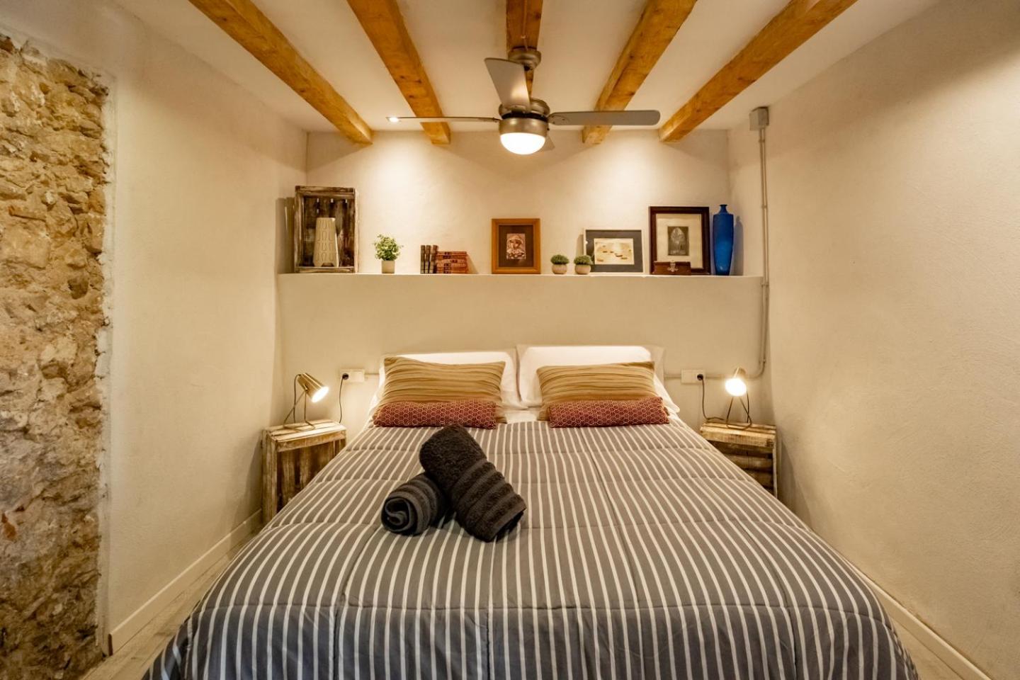 Apartamento En El Corazon De Tarragona. Planta Baja Con Patio. Экстерьер фото