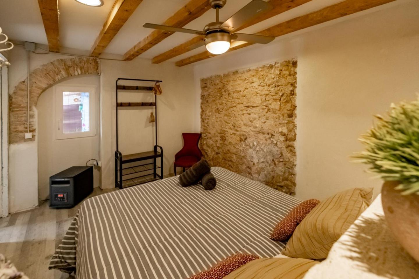 Apartamento En El Corazon De Tarragona. Planta Baja Con Patio. Экстерьер фото