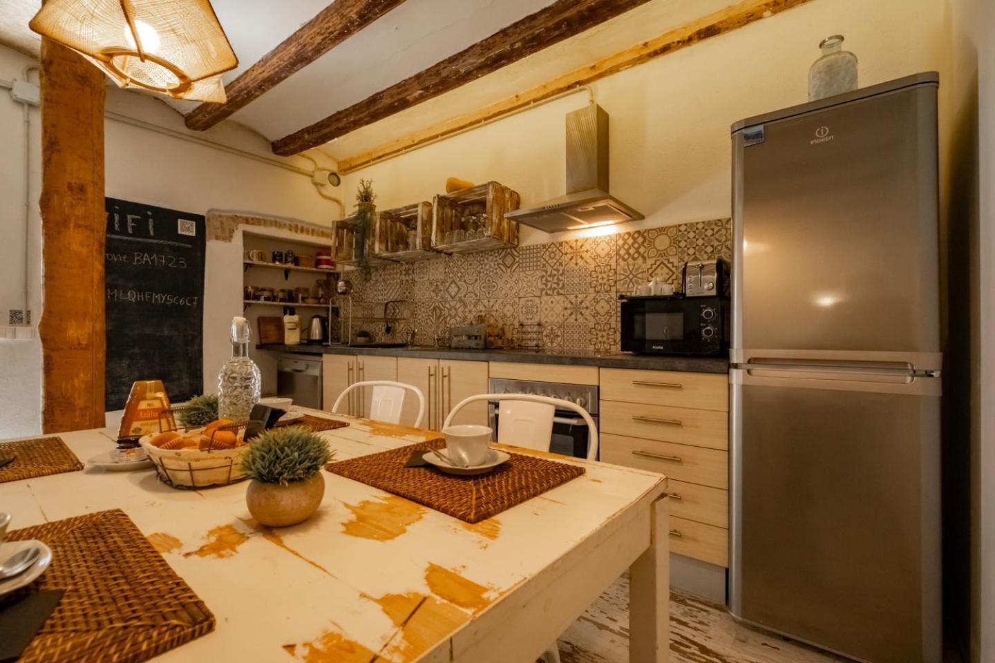 Apartamento En El Corazon De Tarragona. Planta Baja Con Patio. Экстерьер фото