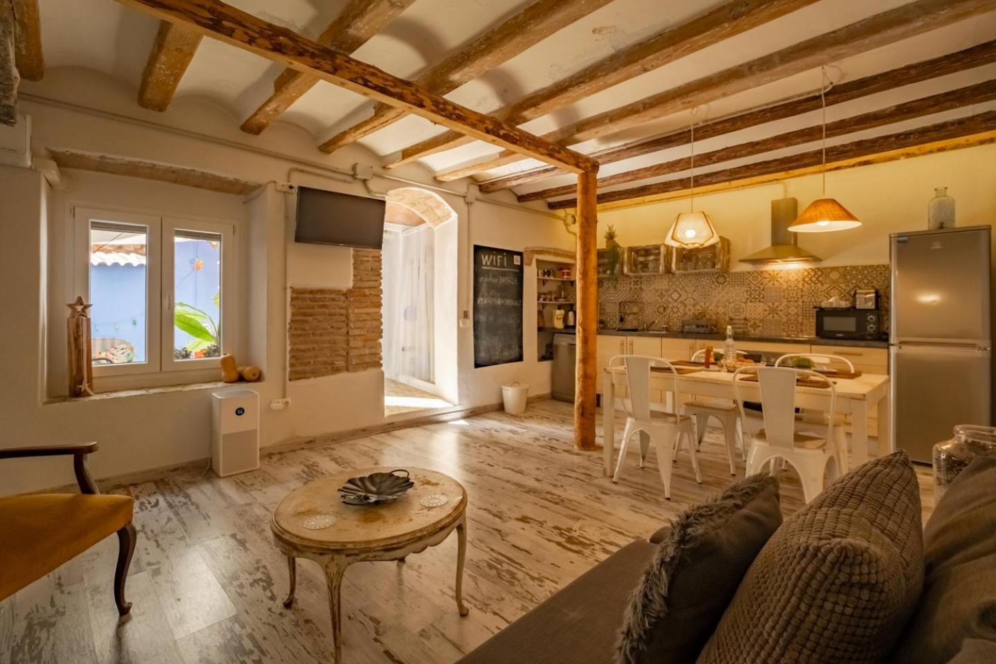 Apartamento En El Corazon De Tarragona. Planta Baja Con Patio. Экстерьер фото
