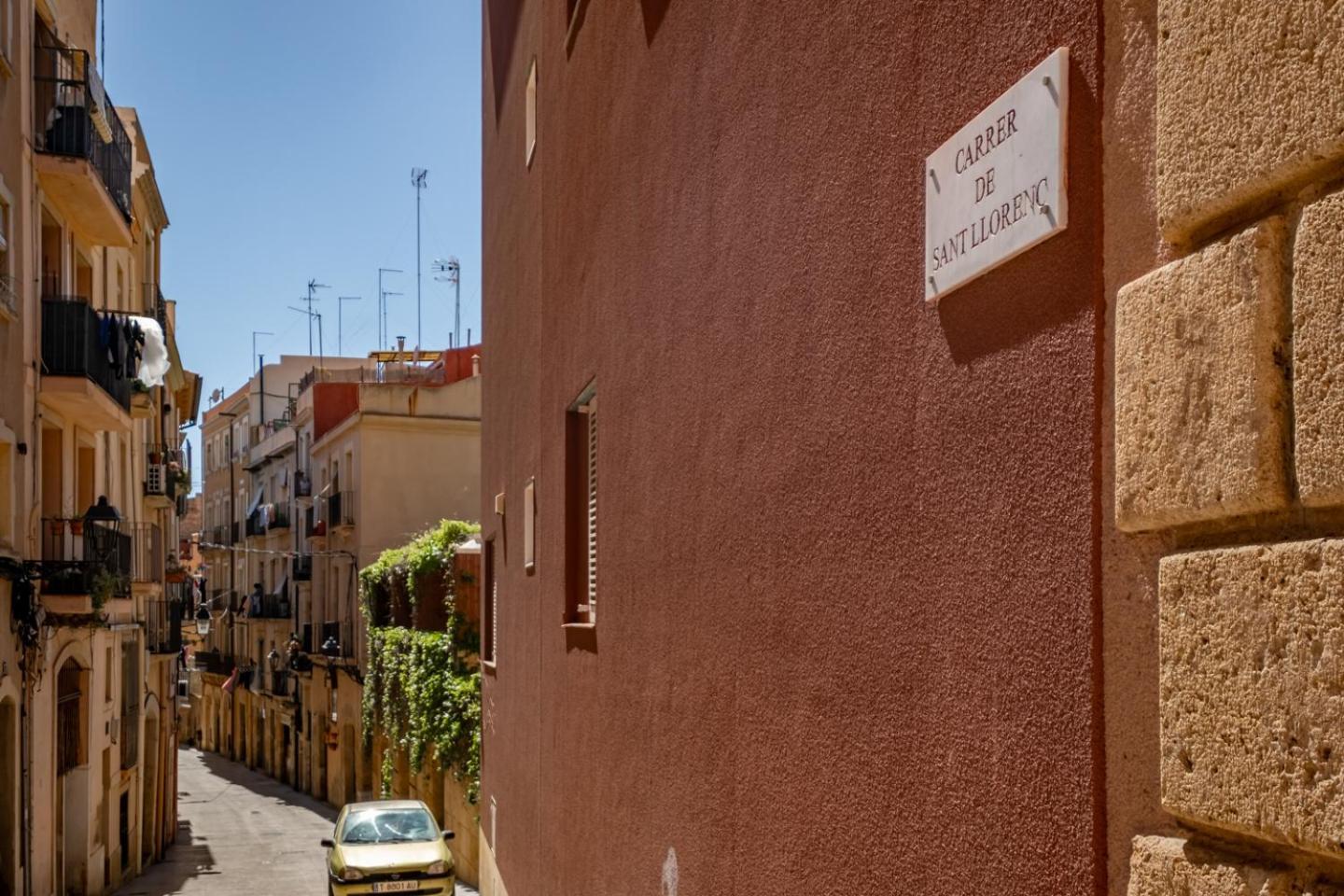 Apartamento En El Corazon De Tarragona. Planta Baja Con Patio. Экстерьер фото